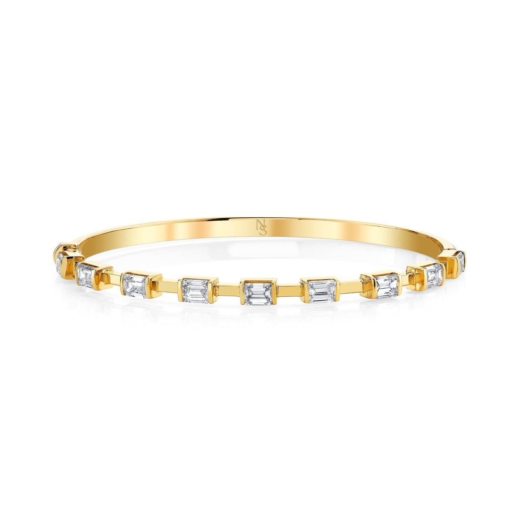 Emerald Cut Diamonds in 18k Yellow Gold Hinged Bangle - Chapel Hills Jewelry